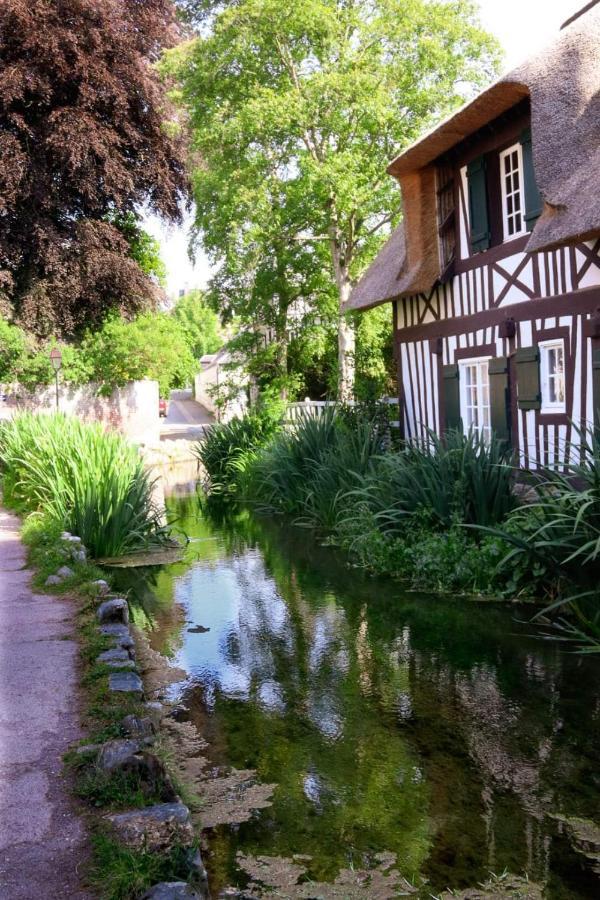 Bel Appartement Centre Veules Les Roses 1 Chambre Mer 300 M Exterior photo